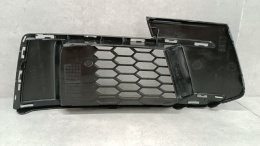Kratka zderzaka lewa przód AUDI Q7 E-TRON 4M0 4M0807681AB