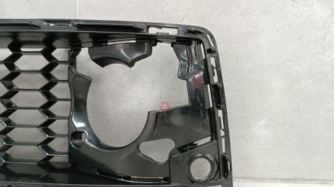 Kratka zderzaka lewa przód AUDI Q7 E-TRON 4M0 pod radar