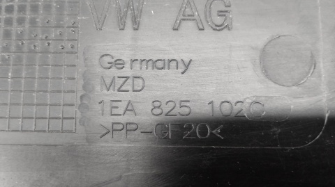Osłona płyta podłoga podwozia przód Cupra Born / ID3 / ID4 1EA825103C
