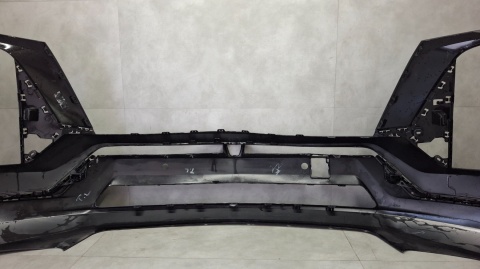 Zderzak przód przedni Cadillac VistiQ 2026-