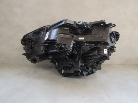 LAMPA PRZÓD VOLVO EX90 FULL LED PIXEL PRAWA RH 22- 32450063