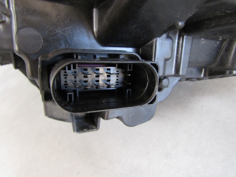 LAMPA PRZÓD VOLVO EX90 FULL LED PIXEL PRAWA RH 22- 32450063