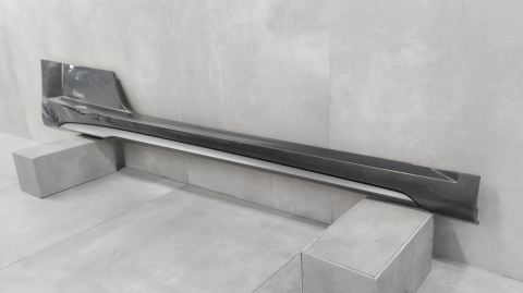 Listwa progowa prawa Audi TT RS Lift S-Line 8S0 18-