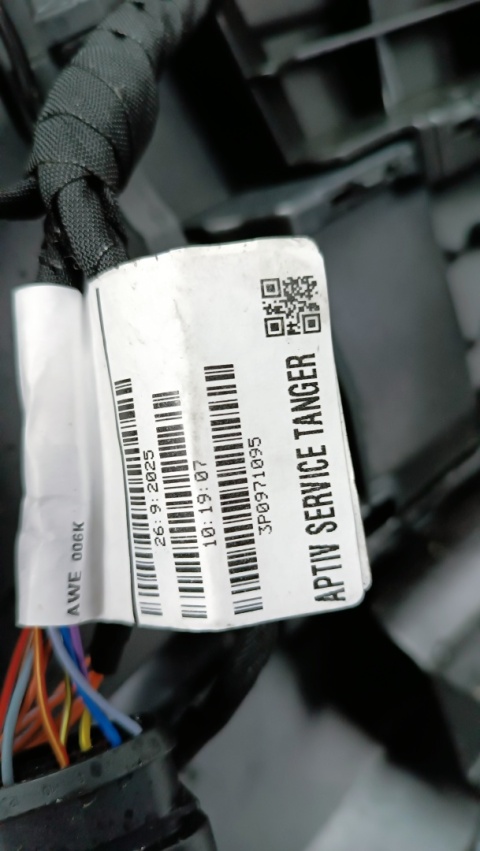 Zderzak przód przedni Skoda Superb IV 4 24- / + wiązka + 4 PDC