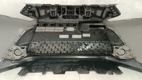Zderzak przód przedni Toyota Aygo X 22-