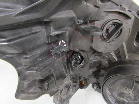 LAMPA PRZÓD RENAULT TRAFIC 3 III ZWYKŁA 14-19 LH 260608912R