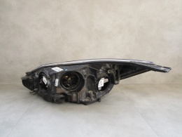LAMPA PRZÓD FORD FOCUS MK3 KSENON NIESKRĘTNY 10-14 RH BM51-13D154-AH