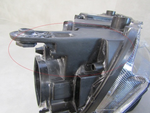 LAMPA PRZÓD SKODA RAPID KSENON 12-16 LH LEWA 5JB941015A