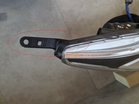 LAMPA PRZÓD SUBARU OUTBACK V LEGACY VI LED RH PRAWA 14-19