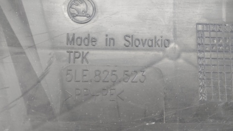 Osłona płyta podłoga pod zderzak SKODA ENYAQ iV 5LE 2021-