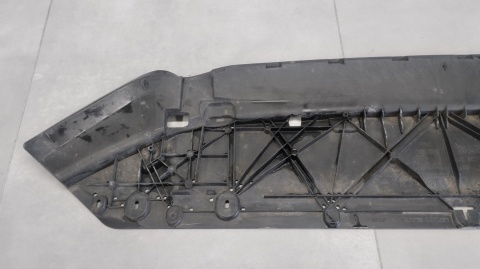 Osłona płyta podłoga pod zderzak AUDI A4 S4 B9 15-19 8W0807611A