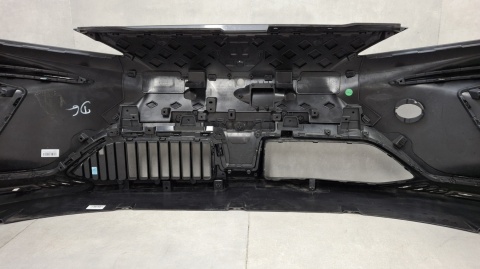 Zderzak przód przedni MG 4 EV MG IV 22- / + 1x DRL LED