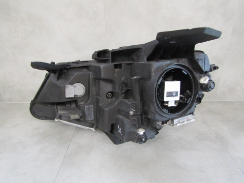 LAMPA PRZÓD CHEVROLET CAMARO 6 VI KSENON+LED RH PRAWA 16-19 (dwie przetwornice)