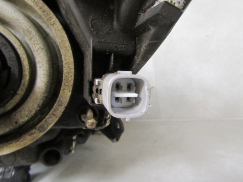LAMPA PRZÓD PEUGEOT 108 ZWYKŁA SOCZEWKA 14- RH PRAWA 81110-0H150