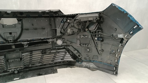 Zderzak przód przedni Peugeot 3008 / 5008 III GT-Line 23- / + 2x LED