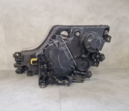 LAMPA PRZÓD MERCEDES ACTROS MP4 ZWYKŁA 11- PRAWA RH A9608200339