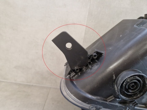 LAMPA PRZÓD CITROEN BERLINGO III MULTISPACE ZWYKŁA PRAWA RH 18-23 9816825080