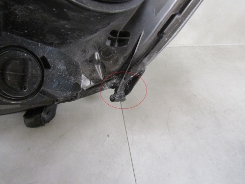 LAMPA PRZÓD FORD TRANSIT CUSTOM LIFT ZWYKŁA SOCZEWKA Z LED 17-23 RH