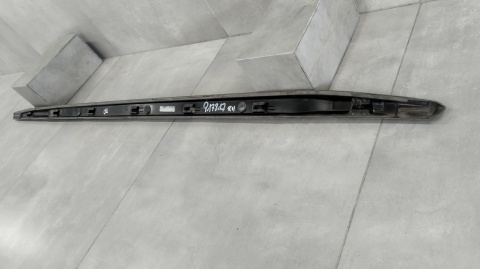 Listwa progowa prawa Audi A3 8Y0 S Line 20- S3