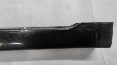 Listwa progowa prawa GENESIS G80 II 2 87752-b1000 13-16