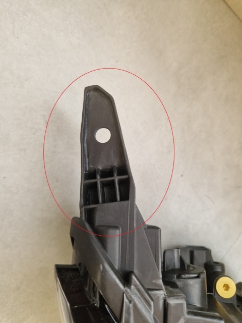 FORD TRANSIT COURIER III MK3 LAMPA PRZEDNIA PRAWA 24- R2X613W029AF