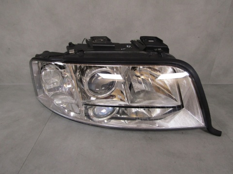 LAMPA PRZÓD AUDI A6 C5 RH PRAWA ZWYKŁA SOCZEWKA 01-05