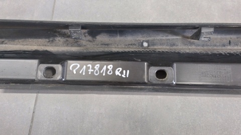 Listwa progowa prawa Suzuki Swift Sport MK6 17-24 sport