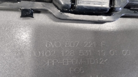 Zderzak przód przedni Skoda Fabia 3 III 6V0 Lift 18-21