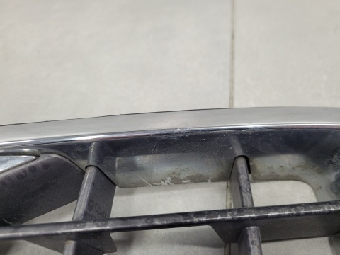 Grill atrapa zderzaka przód Volvo XC90 1 I Lift 06-14