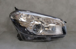 LAMPA PRZÓD NISSAN QASHQAI I J10 LIFT ZWYKŁA SOCZEWKA RH 26010BR00B