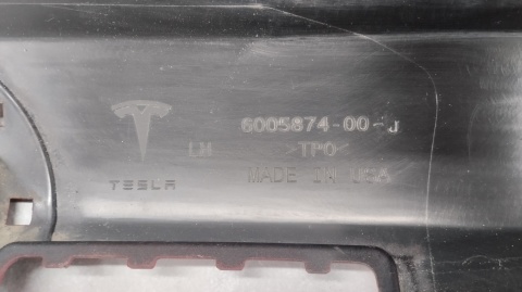 Listwa progowa lewa Tesla S chrom Lift 16-