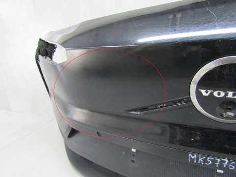 Zderzak przód przedni Volvo EX30 EX 30 23- / + Znaczek