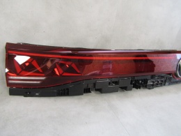 LAMPA TYLNA KLAPY BAGAŻNIKA BLENDA VW TOUAREG III LIFT 760945307E 23-