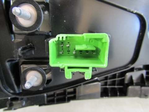 LAMPA TYLNA KLAPY BAGAŻNIKA BLENDA VW TOUAREG III LIFT 760945307E 23-