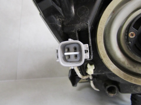 LAMPA PRZÓD PEUGEOT 108 ZWYKŁA SOCZEWKA 14- LH LEWA 81150-0H150