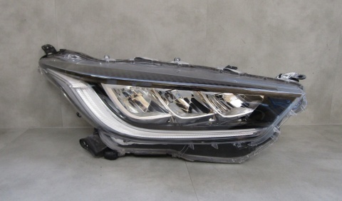 LAMPA PRZÓD TOYOTA YARIS IV LED 20- RH PRAWA