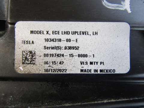 LAMPA PRZÓD TESLA X FULL LED 15- LEWA LH 103431800E