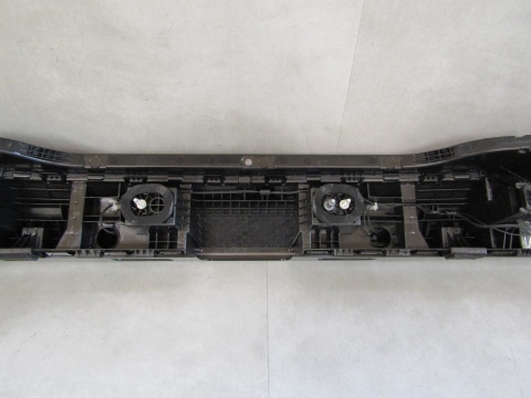 LAMPA TYLNA BLENDA AUDI Q8 SQ8 LED MATRIX 4M8945095P 18-