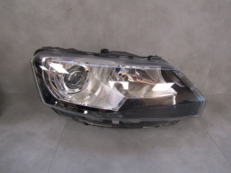LAMPA PRZÓD SKODA RAPID KSENON PRAWA RH 12-16 5JB9411016A