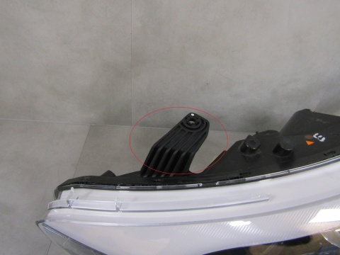 LAMPA PRZÓD HYUNDAI I20 ZWYKŁA SOCZEWKA + LED 15- LH LEWA 92101C8200