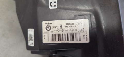 LAMPA PRZÓD SKODA RAPID ZWYKŁA 12-16 PRAWA RH 5JB941016