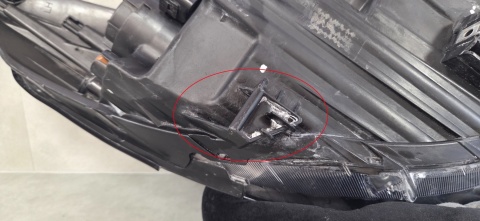 LAMPA PRZÓD HYUNDAI IX35 IX 35 ZWYKŁA SOCZEWKA LH LEWA 09-13 92101-2Y