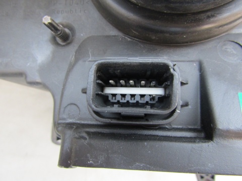 LAMPA PRZÓD RENAULT TWINGO III LIFT LH LEWA 260602593R
