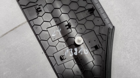 Panel Boczny Konsoli LEWY Porsche Cayenne Coupe 9Y4 24+ Bramble (OW4)