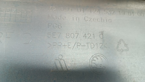Zderzak tył tylny Skoda Octavia 4 IV 5E7 Lift Kombi 24-