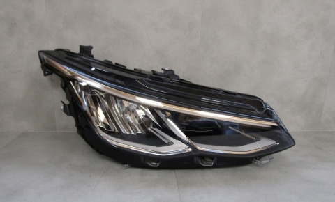 LAMPA PRZÓD VOLKSWAGEN VW GOLF 8 VIII LED 19-24 RH PRAWA 5H1941006