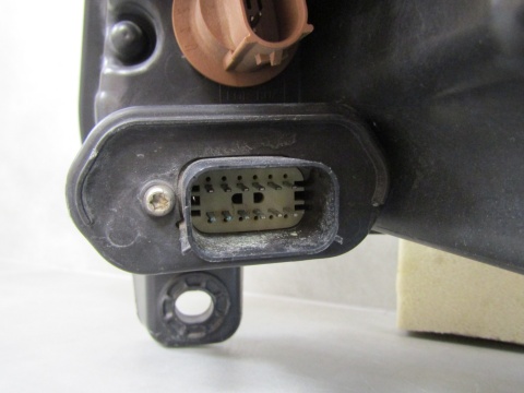 LAMPA PRZÓD JEEP GRAND CHEROKEE IV WK2 KSENON 10-13 RH 55079408AJ