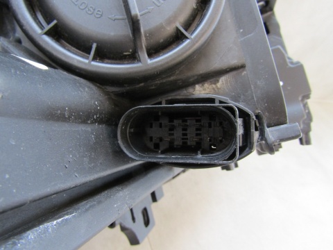 LAMPA PRZÓD MERCEDES B KLASA W246 KSENON SKRĘTNY ILS LH 11-14 A2468207761