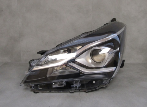LAMPA PRZÓD TOYOTA YARIS 3 III LIFT ZWYKŁA SOCZEWKA 14-17 LH