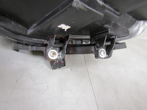 LAMPA PRZÓD FIAT TIPO II 2 KSENON NIESKRĘTNY 15-20 RH PRAWA